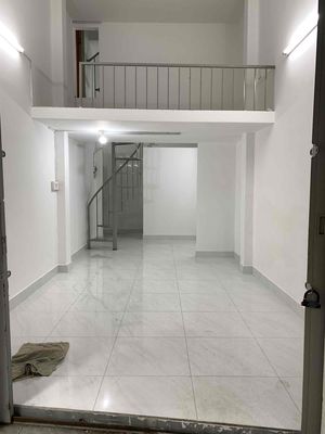 Cho thuê mặt bằng Cách Mạng Tháng 8 (hẻm xe tải) — ảnh 1