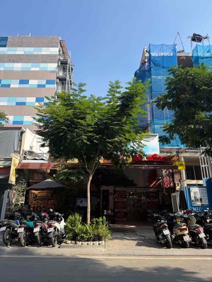 Nhà trệt trần cao vân quận 1 – ngang 10m, diện tích 320m², không gia — ảnh 1