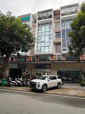 Shophouse 7x22m 6tầng trục chính Nguyễn Thị Nhung Vạn Phúc City — ảnh 1