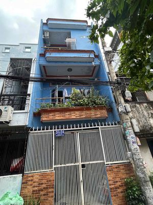 Nhà 1 trệt, 2 lầu (3PN, 3WC) cho thuê — ảnh 1