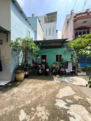 Khu tên lửa sát bên q6 5m3 x 7m nhà cấp 4 hẻm xe hơi ngủ trong nhà Gi — ảnh 1