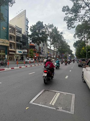 Cho thuê nhà mới 3 tầng quận 1 – 2pn, 3wc – giá 13 triệu/tháng — ảnh 1