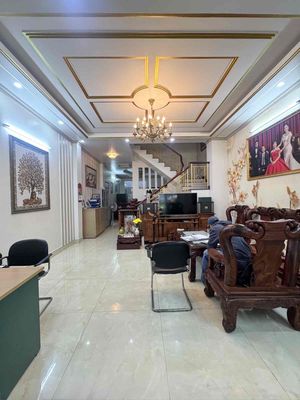 Mặt Tiền Kinh doanh Bình Trị Đông B Bình Tân nhà 4 tầng DT 5x20m . — ảnh 1