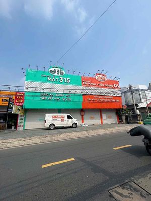 Cho thuê mặt bằng Nguyễn Văn Quá Q12. Diện tích 23x40 có lửng (1000m2) — ảnh 1