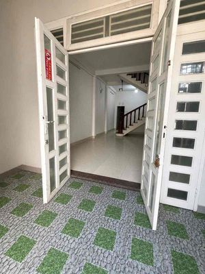 Cho thuê nhà mặt tiền Tân thới hiệp 14 q12 1lầu 220m 2PN 11tr tl — ảnh 1