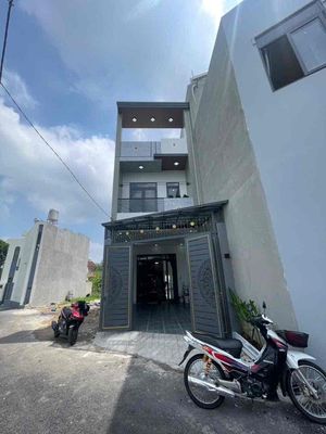 Nhà lầu đẹp sân oto phường bửu hoà giá hơn 2ty — ảnh 1