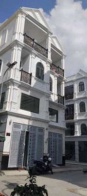 Cho Thuê Nhà Ba lầu mới Xây — ảnh 1