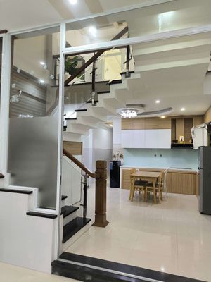 Nhà 3 tầng phùng chí kiên, 3pn, có nội thất — ảnh 1