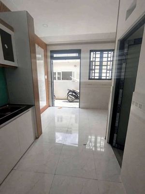 Bán Nhà Tô Ký. 1 lầu 2PN mới đẹp. Đồng sở hữu. Thổ cư. Chính chủ — ảnh 1