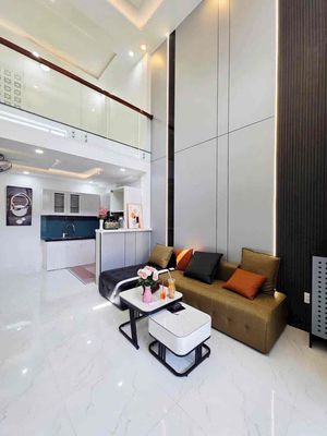 Bán nhà gác lửng đúc Cù Chính Lan gần đường chính — ảnh 1