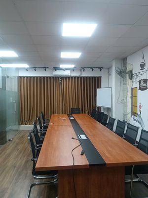 CHo thuê mặt bằng tầng trệt MT D5, BT, 8x20m, vỉa hè rộng, sàn VP sẵn — ảnh 1