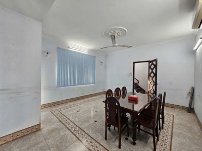 Văn phòng hoặc ở. lầu 1 lầu 2 cư xá đô thành Q3 — ảnh 1