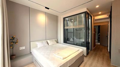 Nhà hẻm xe hơi 5 phòng kế bên Quận 1 — ảnh 1