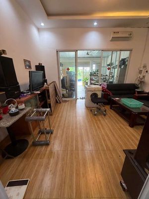 Cho thuê nhà nguyên căn cấp 4 an phú đông quận 12 — ảnh 1
