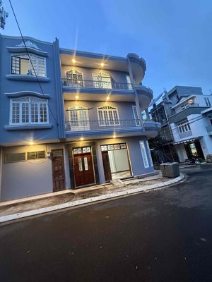 Giá tốt, căn nhà 3 tầng góc Bình Hoà 2 và Bình Hoà 5 phường Cẩm Lệ — ảnh 1