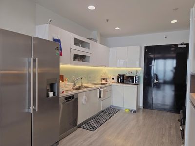Chính chủ bán căn 2 ngủ 2 vệ sinh 90m2 chung cư One 18 Ngọc Lâm — ảnh 1