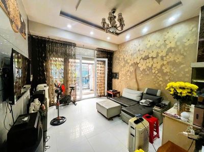 Nhà 5 tầng hẻm xe hơi Tám Danh P4. Q8 — ảnh 1