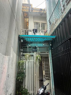 Cho thuê nhà nguyên căn 1trệt 1 lầu sát hẻm xe hơi HHTham quận BThanh — ảnh 1