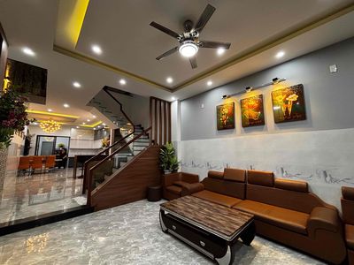 Nhà 3 tầng 4PN mới đường Bùi Trang Chước, Hoà Xuân — ảnh 1