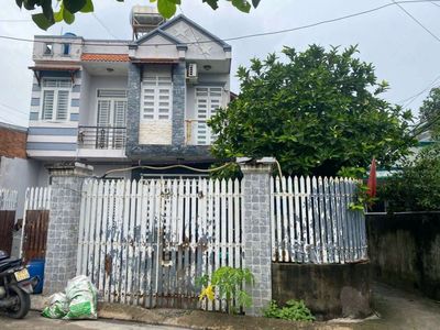 Ngang 9m - Cặp Nhà Lầu - Mặt Tiền Buôn Bán Nhỏ — ảnh 1