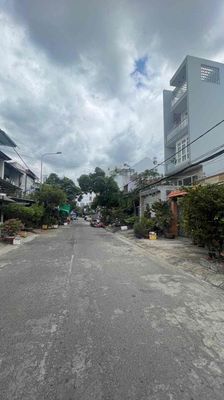 Bán căn hộ dịch vụ phạm hữu lầu quận 7 — ảnh 1