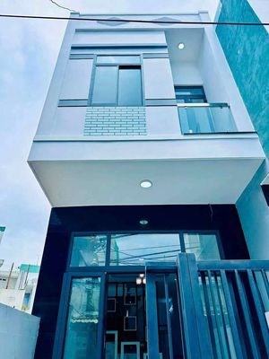 Bán nhà 2 tầng xây mới 100% hẻm Trần Quốc Toản — ảnh 1