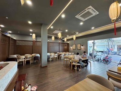 10x20m-1 trệt -4 lầu có thang máy giá 100tr/tháng — ảnh 1