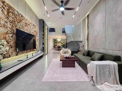 Nhà xây mới 3 tầng 3 mê có hồ bơi kiệt núi thành — ảnh 1