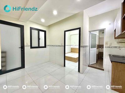 Một phòng ngủ tách bếp rộng có thang máy gần công viên làng hoa — ảnh 1