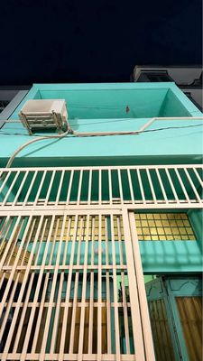 Giảm gấp bán còn 2.5 tỷ nhà SHR 34m2 sát bờ kè Tham Lương — ảnh 1