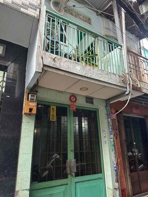 Cho thuê nhà nguyên căn Lạc Long Quân q11 trệt 2 lầu sát Mt giá 5 tr — ảnh 1