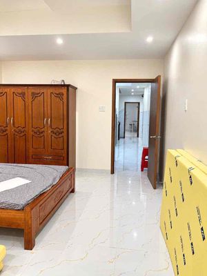 Cho thuê nguyên căn to mặt tiền nội bộ full nội thất — ảnh 1