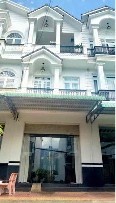 Nhà cho thuê trệt 2 lầu mới đẹp - sẵn nội thất - kdc hưng phú — ảnh 1