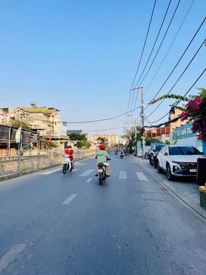 Ngay Ngã Tư Ga, nhà Mặt tiền Thạnh lộc dt. 6x23m. Qua GV 3 Phút — ảnh 1