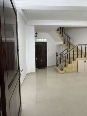 Cho thuê nhà nguyên căn 1 trệt 3 lầu -cách mạng tháng 8, q.10 - 2pn) — ảnh 1
