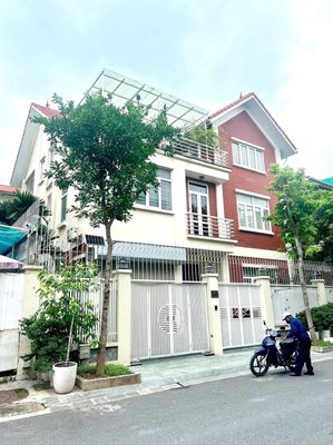 Cho thuê biệt thự Mỗ Lao,Hà Đông DT 250m2 x 3 tầng giá 45 triệu/tháng — ảnh 1