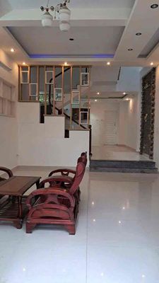 Khu công viên hồ nghinh nhà 3 tầng 3pn gần biển — ảnh 1