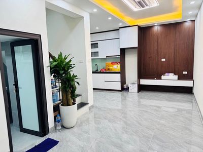 Bán nhà Hoàng Hoa Thám, Ba Đình, 32m2, 3 tầng, 10.5 tỷ — ảnh 1