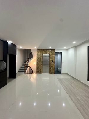 Bán nhà ngõ 45 Trần Thái Tông, Cầu Giấy, 6 tầng thang máy, full nội th — ảnh 1