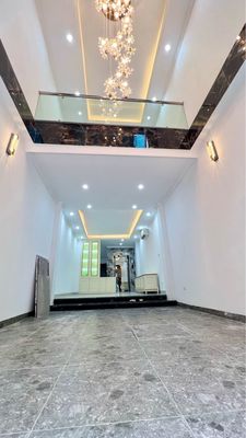 Bán nhà Lạc Long Quân, Tây Hồ, 50m, 8 tầng, thang máy, gara ô tô — ảnh 1