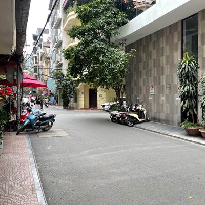 Bán tòa văn phòng 9 tầng Trung Hòa - Nhân Chính, Thanh Xuân — ảnh 1