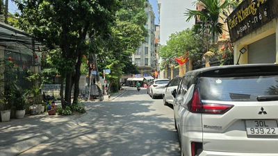 Nhà Phố Trần Duy Hưng, 50m2, 5 Tầng, Gần Vincom — ảnh 1