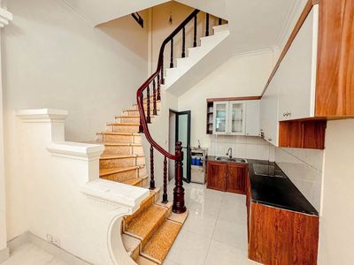 Nhà riêng 4 tầng ô tô đỗ cửa 10 triệu/tháng Tân Mai — ảnh 1
