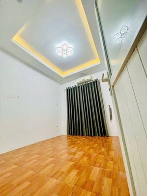 Nhà bán Trung Phụng, Đống Đa, 15m2, 5 tầng, hơn 5 tỷ — ảnh 1