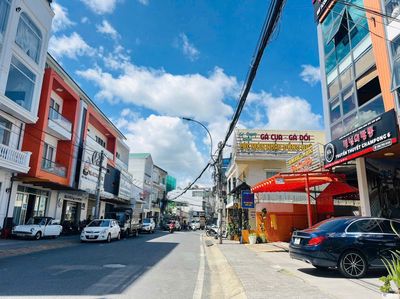 Nhà mặt tiền mạc đĩnh chi. p4. 81m2. 2 tầng. 4pn. hạ còn 12 tỷ tl — ảnh 1