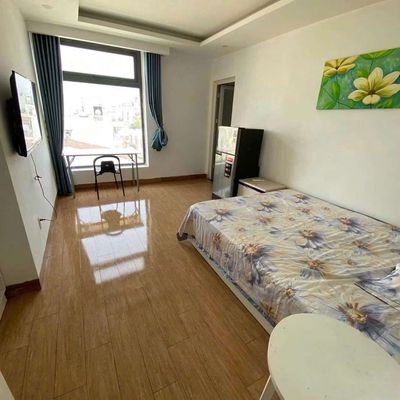 Căn hộ trống sẵn hồ bơi — ảnh 1