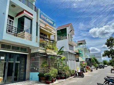 Bán nhà mặt tiền chợ phường 8 — ảnh 1