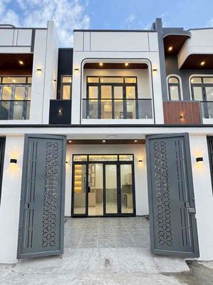 Căn nhà lầu diện tích đẹp 95m2 gần trạm thu phí Bửu Long — ảnh 1