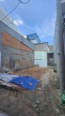 43m2 Hẻm 3m thông Nguyễn Hữu Tiến — ảnh 1