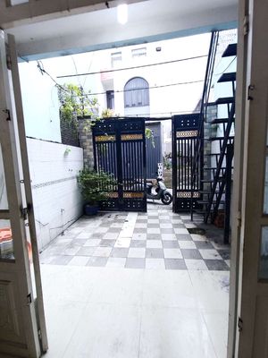 Cho thuê nhà nguyên căn Nguyễn Văn Quá - 11 triệu — ảnh 1